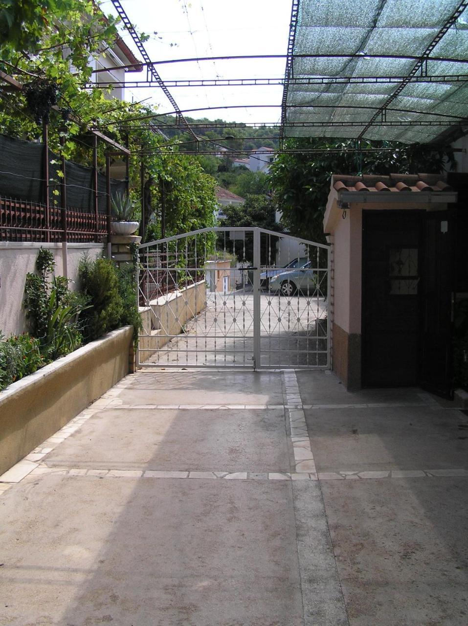 Studio Apartments Fabjanac Трогир Экстерьер фото